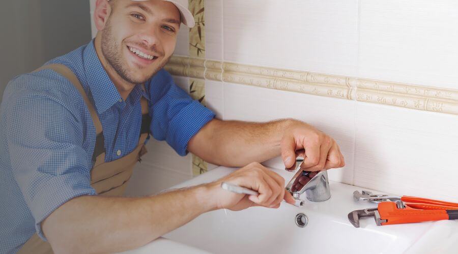 Handle or spout repair in Dexter, KS